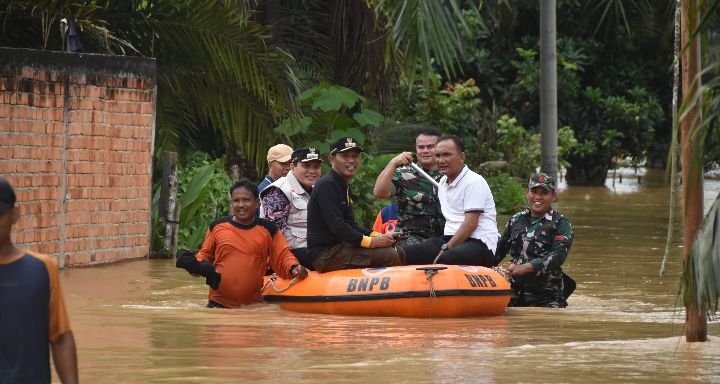 Intensitas Hujan Kian Tinggi, Bupati Sarolangun Hurmin Himbau Masyarakat Waspada Bencana Hidrometeorologi