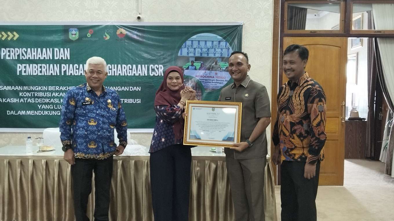 Bupati Sarolangun Hurmin Silaturahmi Sekaligus Berikan Piagam Penghargaan CSR Kepada PT PetroChina 