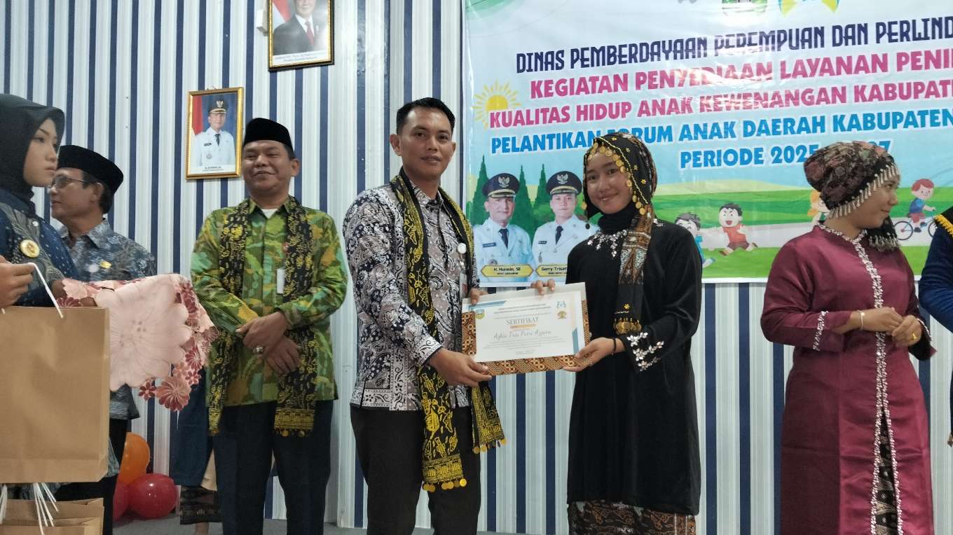 Forum Anak Daerah Kabupaten Sarolangun Priode 2025-2027 Dilantik, Kepala DP3A Yudis Kenromora : Sarolangun Maju Tanpa Kekerasan Anak