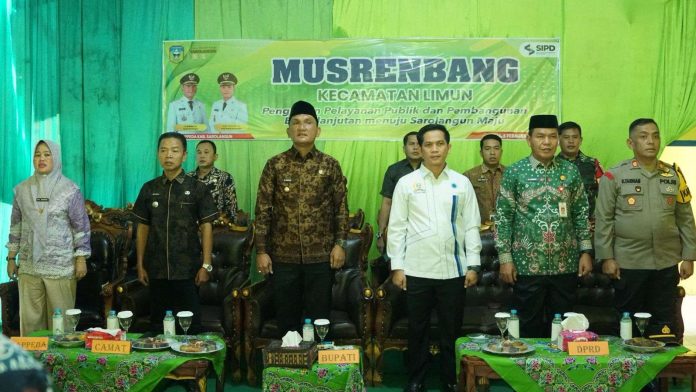 Bupati Sarolangun Hurmin Resmi Buka Musrenbang Kecamatan Limun 2026
